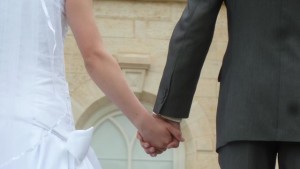 marriage-holding-hands