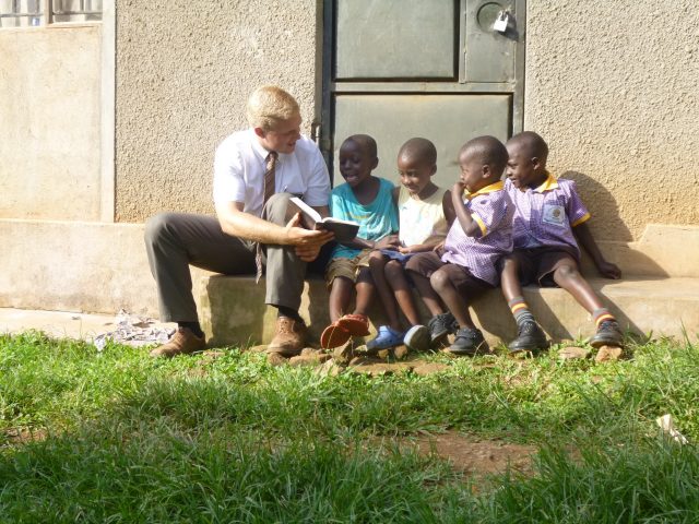mormon-missionary-uganda-children