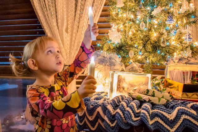 5 Ways to #LightTheWorld with Family History