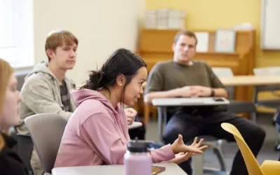 Youth and Young Adults Who Are Deaf or Hard of Hearing Can Register for ASL Classes